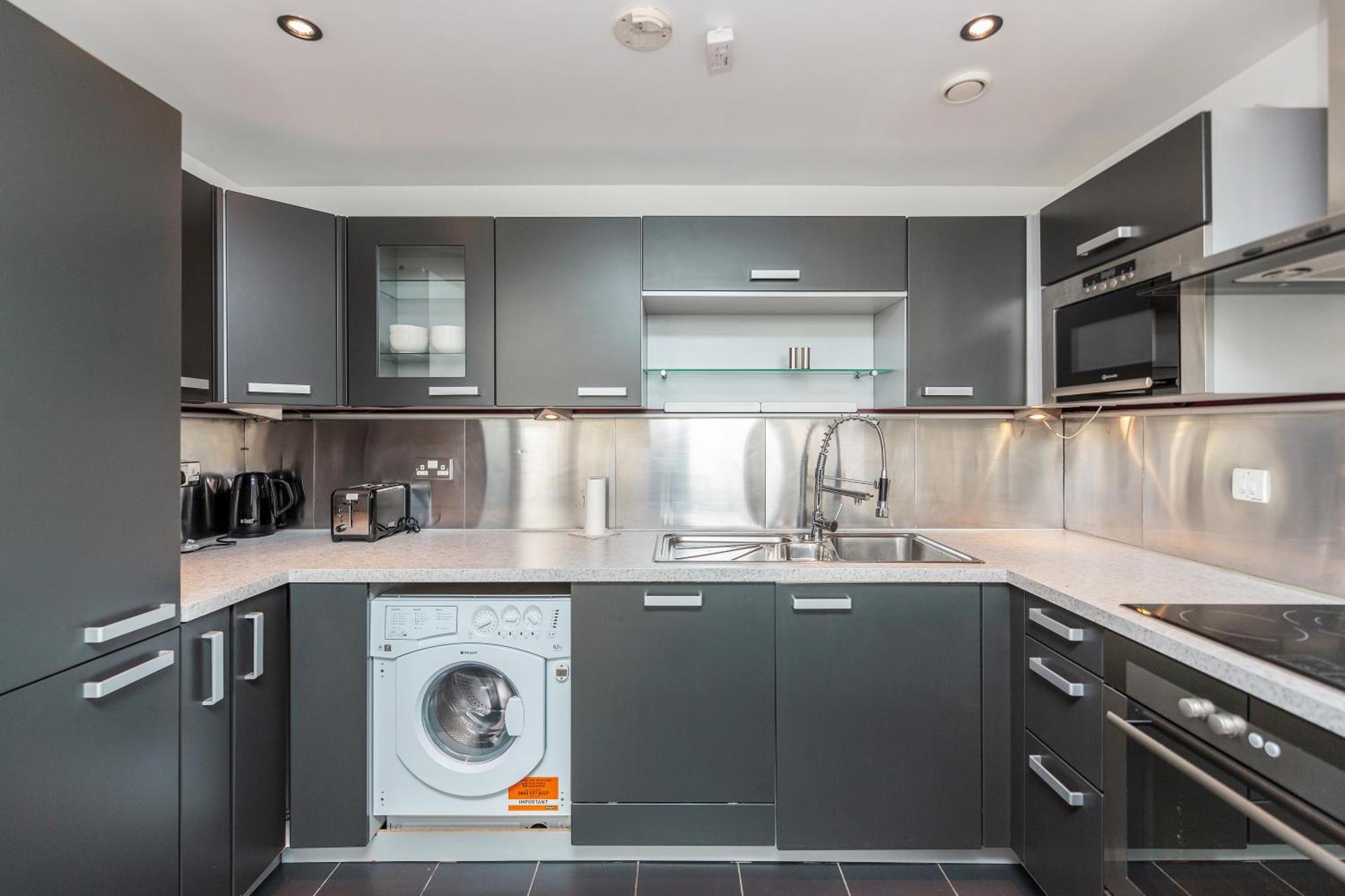 Excel Dock Apartments Лондон Екстериор снимка